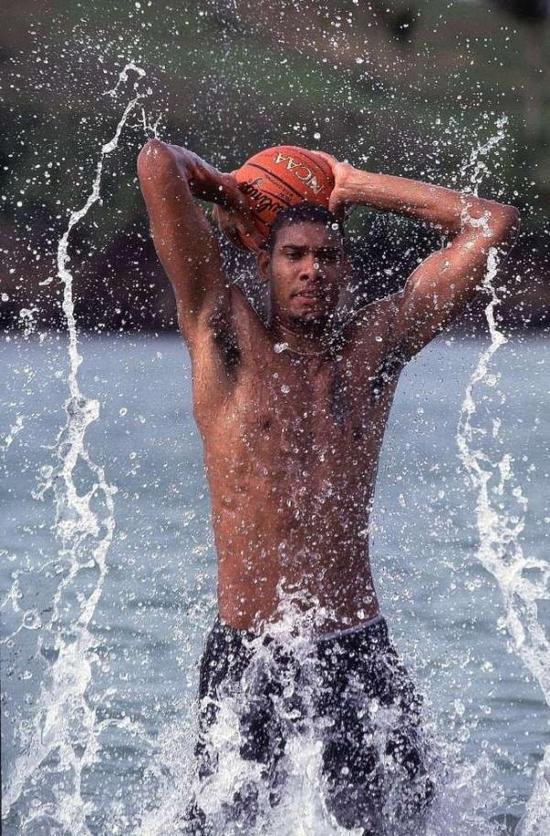 11件事读懂邓肯,为何他不愿让公众看到自己的另一面?