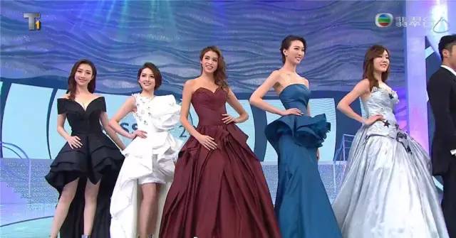 2017港姐冠军是个龅牙妹,大嘴塞得进后冠,真心怀念蔡少芬袁咏仪胡