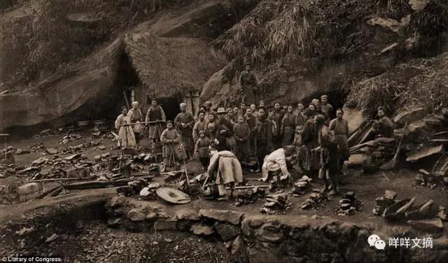 49张西方传教士镜头下的老照片：香港的歌女、临行前的义和团