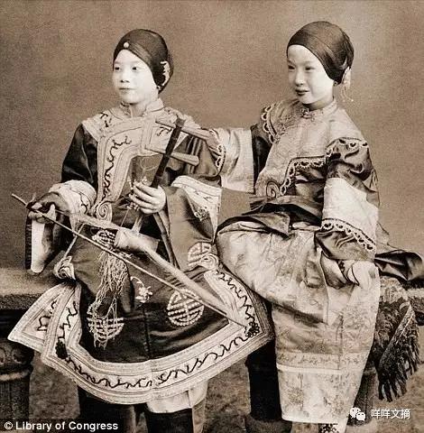 49张西方传教士镜头下的老照片：香港的歌女、临行前的义和团