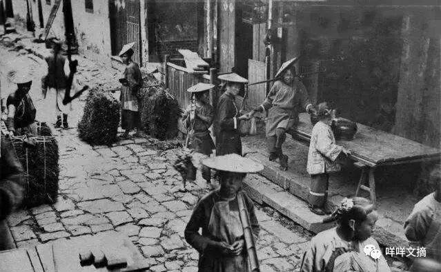 49张西方传教士镜头下的老照片：香港的歌女、临行前的义和团