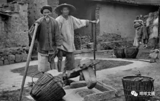 49张西方传教士镜头下的老照片：香港的歌女、临行前的义和团