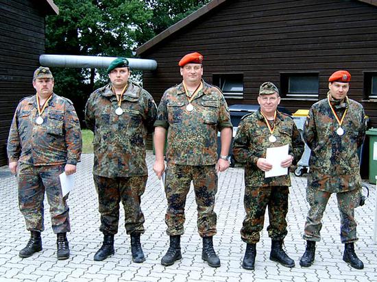 俄媒:德军没钱换装军备废弛 士兵还怀念纳粹