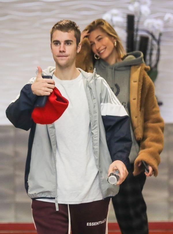 明星站队迈克杰克逊性侵事件 多数人力挺MJ:死人是没法开口的