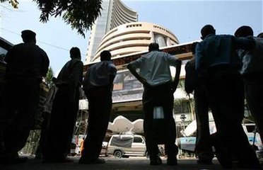 Sensex Nifty交易走低 Infosys股票回购热潮上涨1％