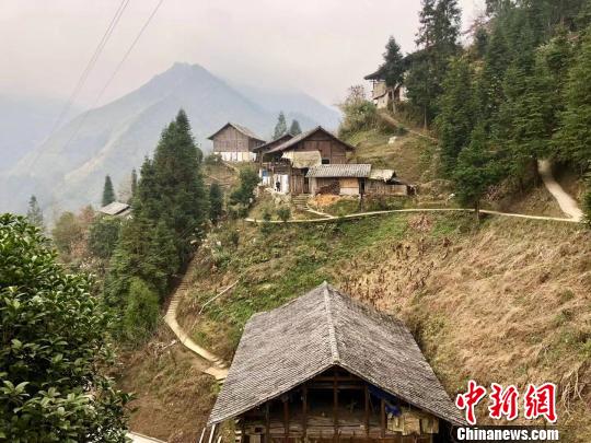 位于黔东南大山腹地的麻风村。 王祖敏 摄