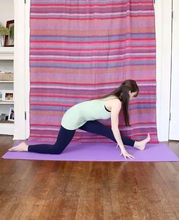 10.25 屁股是人体“毒窝”，学会这7个开臀术，15天后身体就有奇妙的变化！