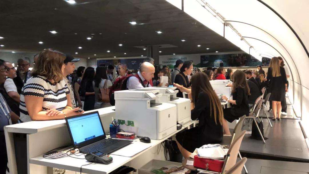 2019年第24届世界皮肤病学大会在意大利召开,广州新世纪医院刘斌出席参加