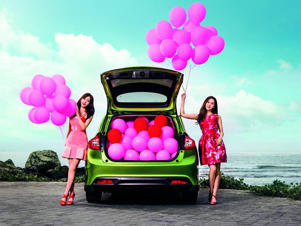 原来王思聪的女朋友是她啊!