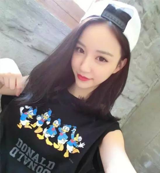 原来王思聪的女朋友是她啊!